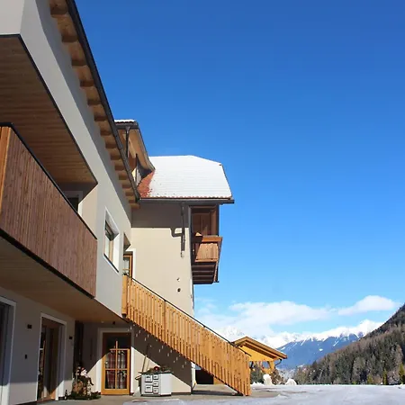 Almresidenz Unterrain -1 Km By Car Distance Slopes Kronplatz Agroturismo Olang
